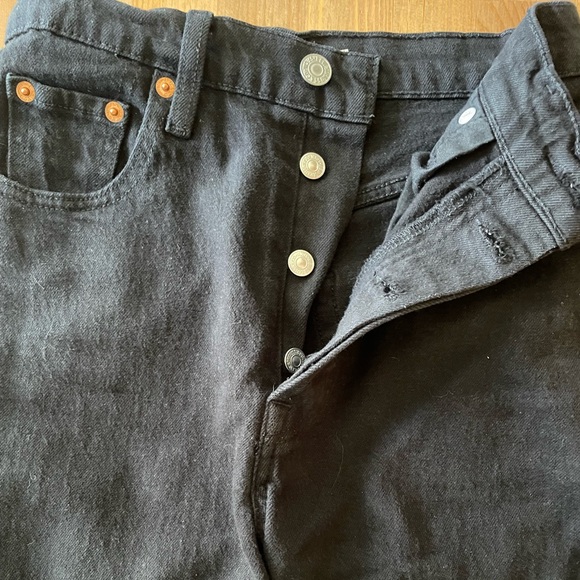 Levi’s black Ribcage Straight Ankle jeans (size 23) - Picture 6 of 7